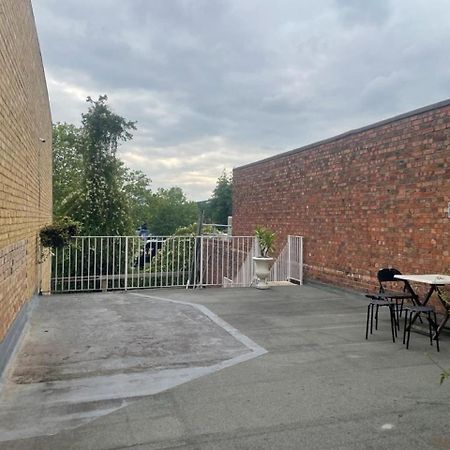 Splendid 1 Bedroom Flat + Terrace London Luaran gambar